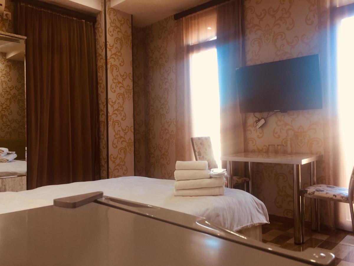 Hotel Tourist Tbilisi Luaran gambar
